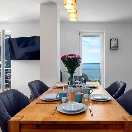 Apartment - Modernisiert, Meerblick, - Sauna, Fitness, Kamin - Tag Am