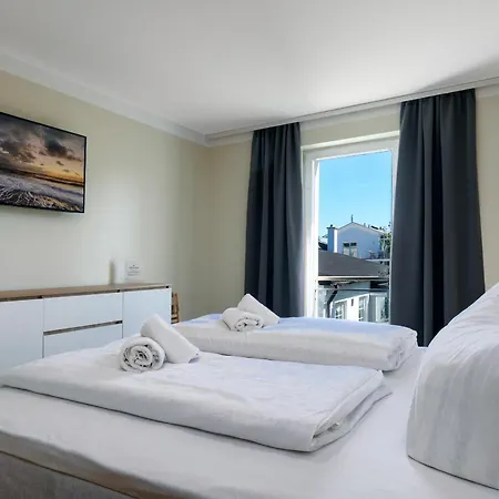 - Modernisiert, Meerblick, - Sauna, Fitness, Kamin - Tag Am * Sassnitz
