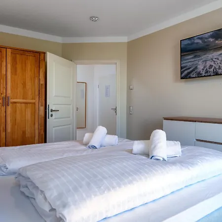 Apartment - Modernisiert, Meerblick, - Sauna, Fitness, Kamin - Tag Am