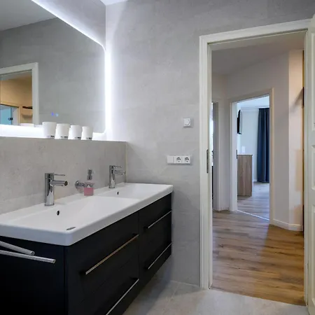 Apartment - Modernisiert, Meerblick, - Sauna, Fitness, Kamin - Tag Am